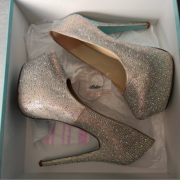 Betsey Johnson Heels - Picture 8 of 10